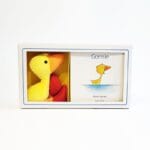 Gonnie en Gijsje met knuffel Gonnie