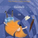 Alice tuimelt in Wonderland
